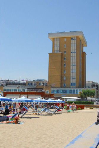 Hotel Golden Rímini Exterior foto